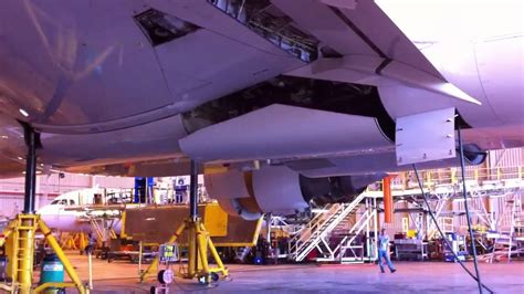 landing gear boeing 777|Boeing 777 Landing Gear Demonstration .